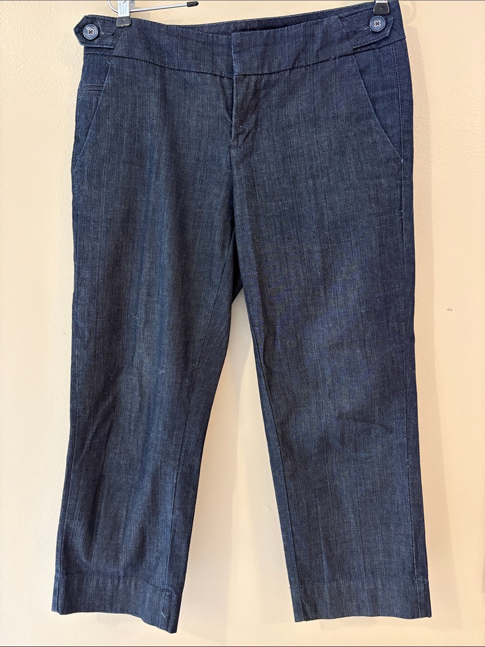 Tommy Hilfiger Dark Wash Capri Pants Size 6 – 100% Cotton Denim